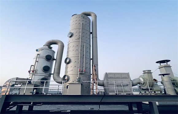  合肥和晨生物科技有限公司生產廢氣處理設施進場安裝